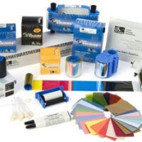 ZEBRA kort hvit PVC CR-80 10 MIL ADHESIVE 14 MIL MYLAR RELEASE LINER 104523-010